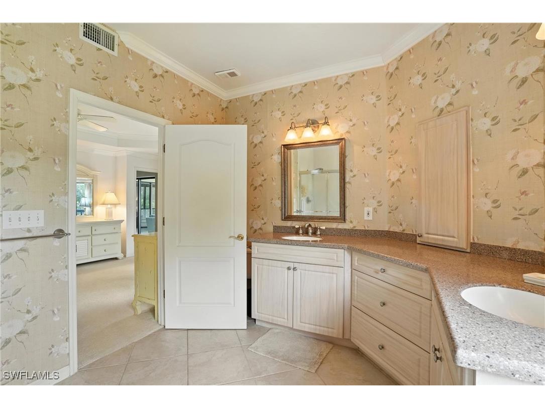 7032 Pelican Bay Boulevard #E304 Naples FL 34108 225065317 image23