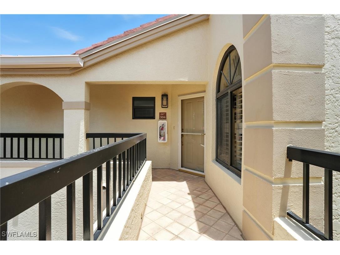 7032 Pelican Bay Boulevard #E304 Naples FL 34108 225065317 image3