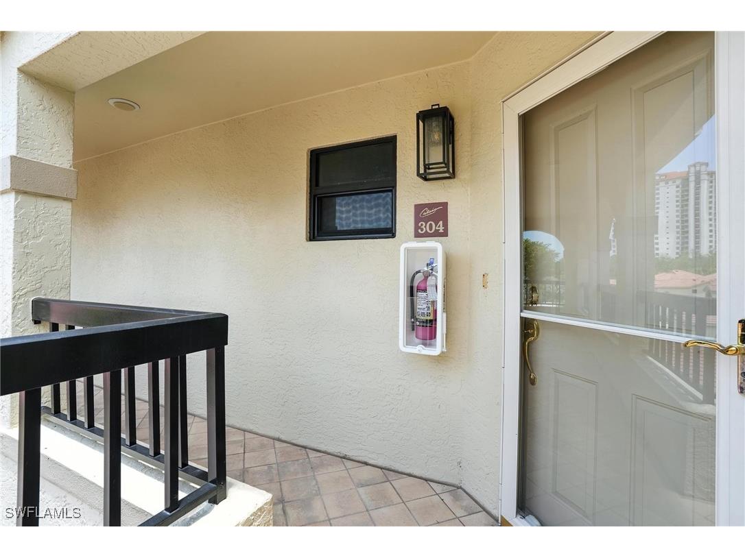 7032 Pelican Bay Boulevard #E304 Naples FL 34108 225065317 image4