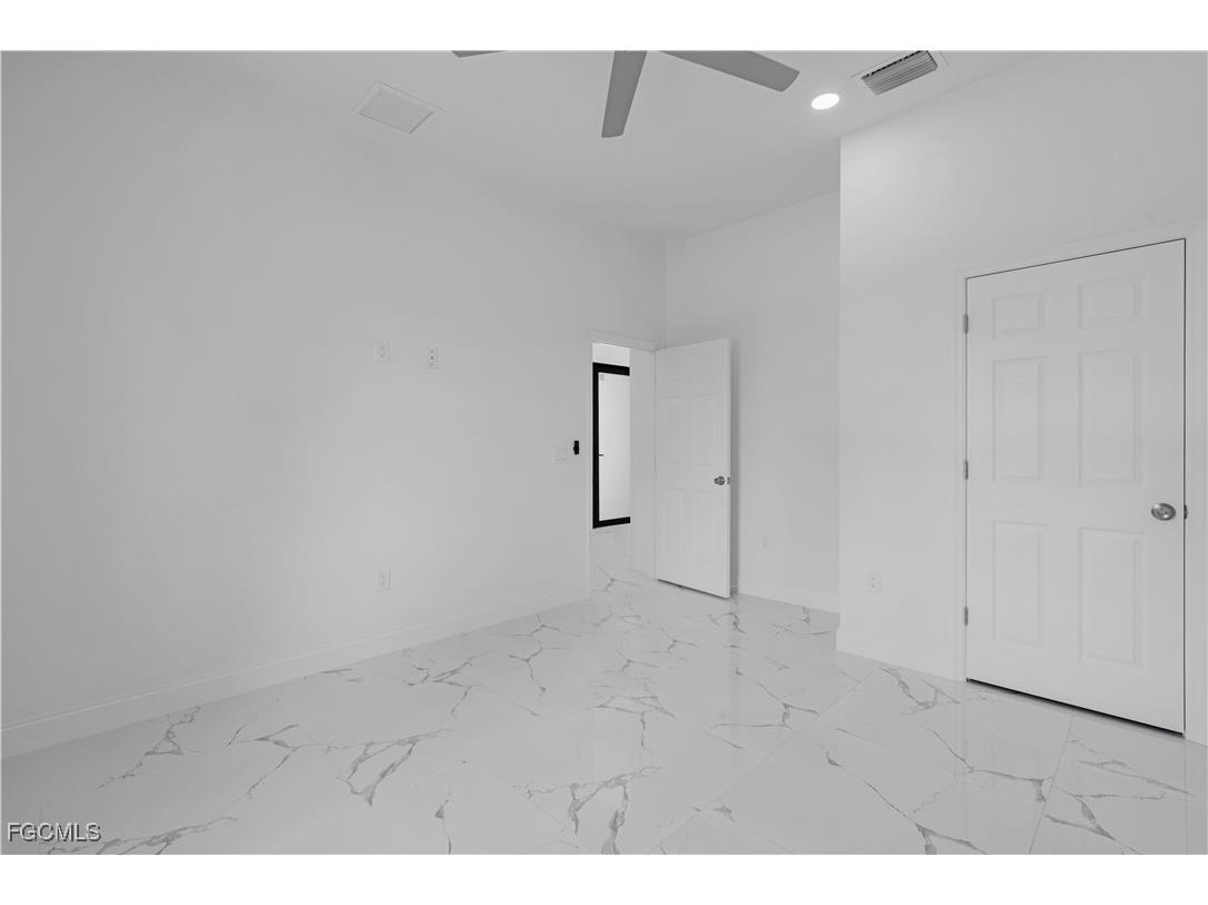 7033 Lotus Circle Labelle FL 33935 2025026224 image12