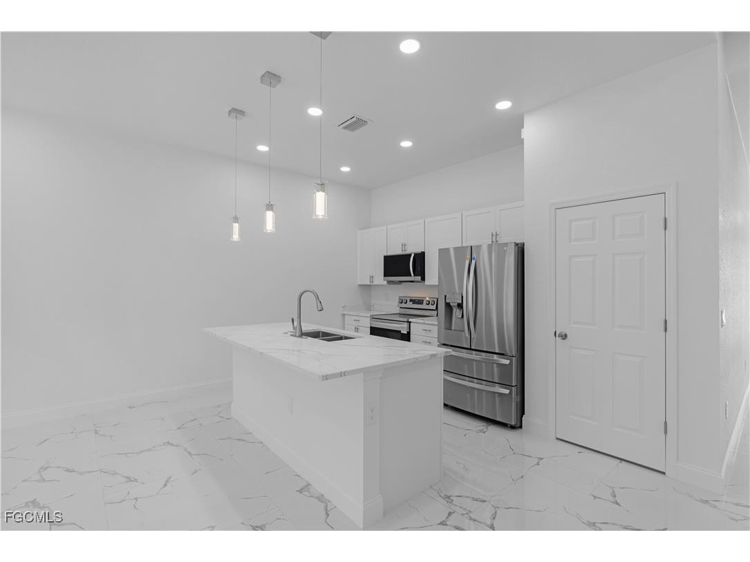 7033 Lotus Circle Labelle FL 33935 2025026224 image19