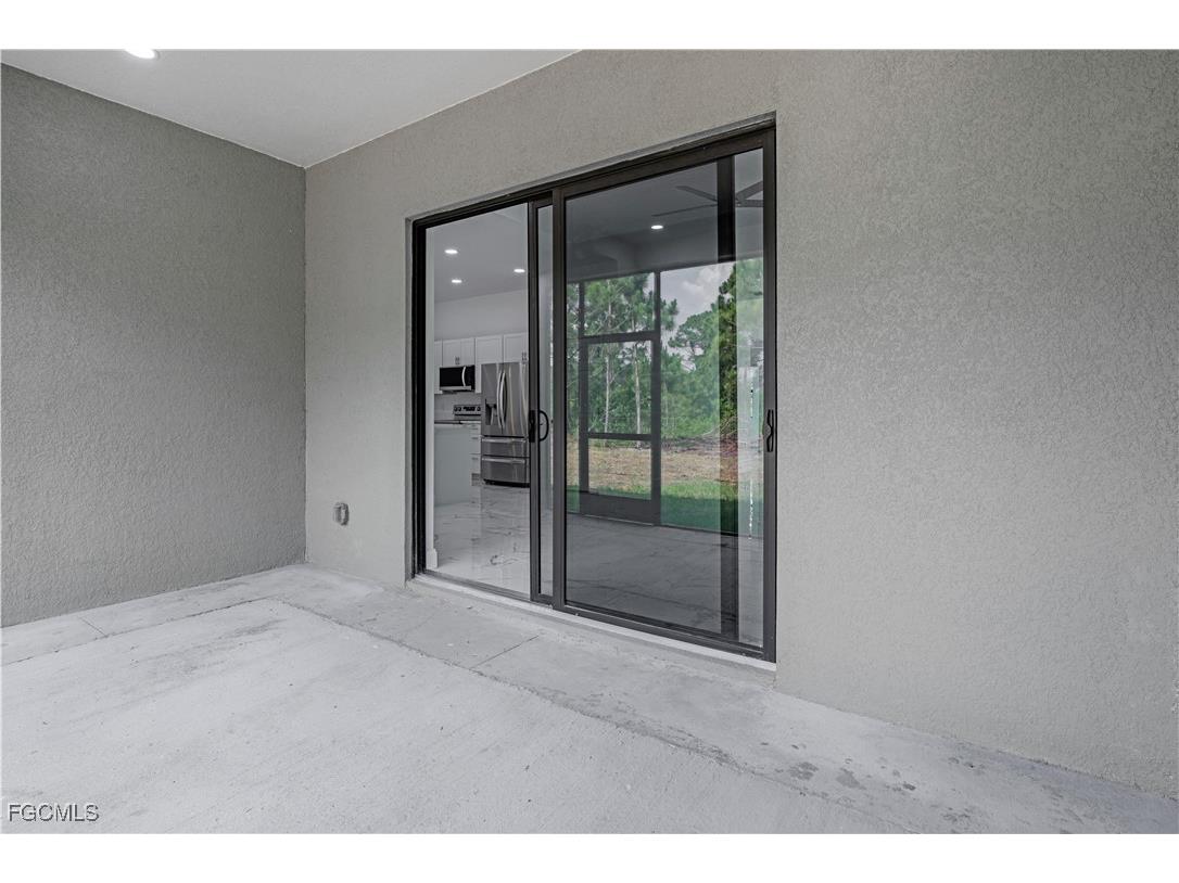 7033 Lotus Circle Labelle FL 33935 2025026224 image37