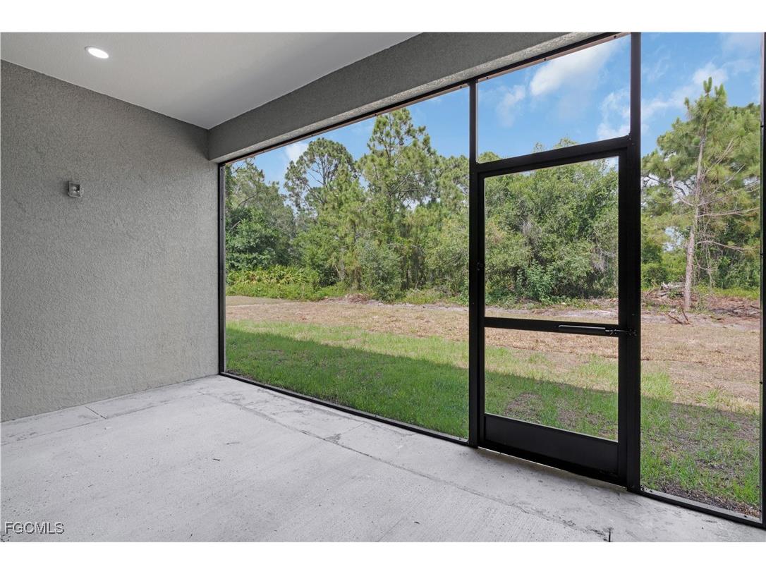 7033 Lotus Circle Labelle FL 33935 2025026224 image38
