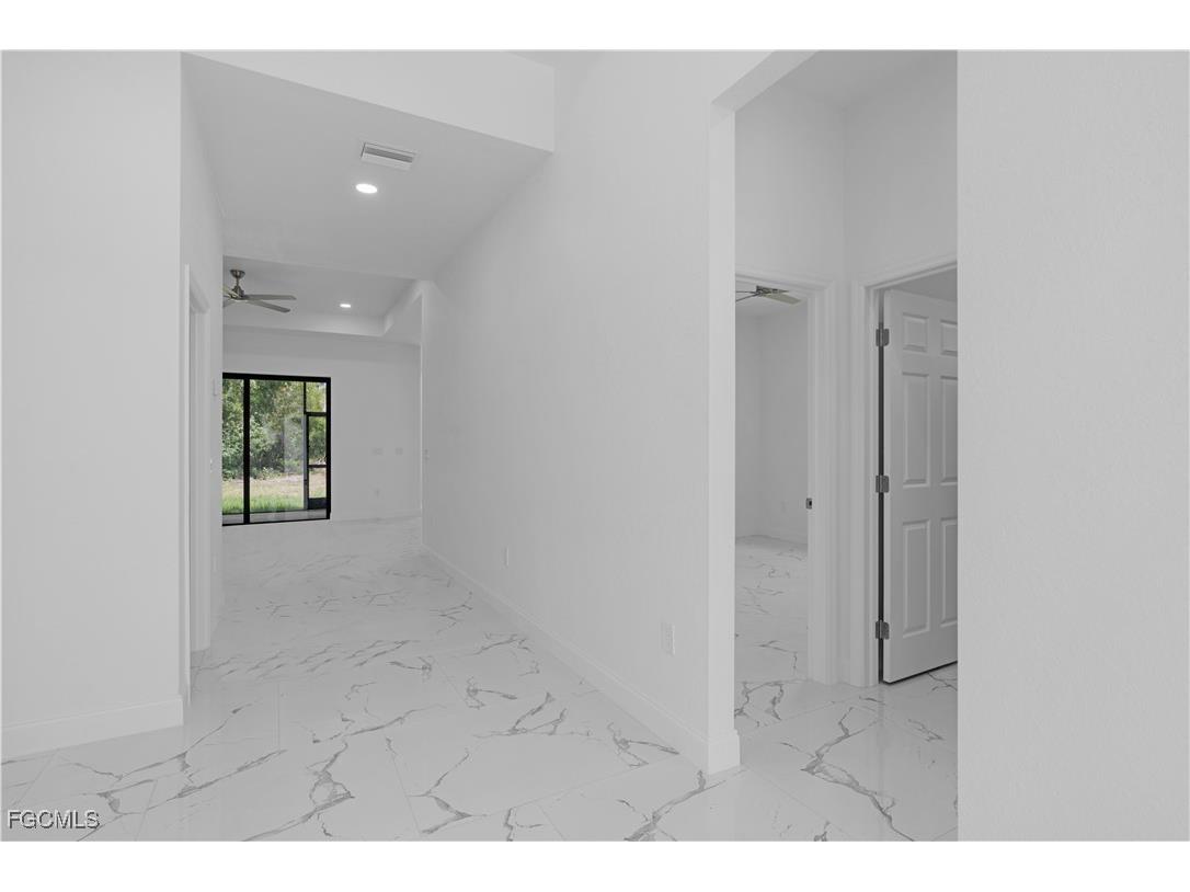 7033 Lotus Circle Labelle FL 33935 2025026224 image6