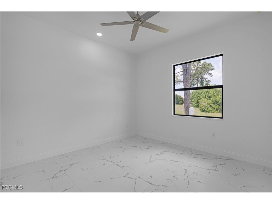 7033 Lotus Circle Labelle FL 33935 2025026224 image7