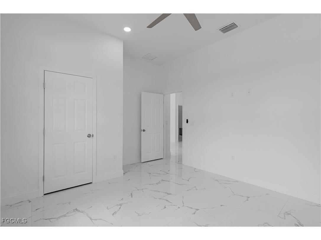 7033 Lotus Circle Labelle FL 33935 2025026224 image8