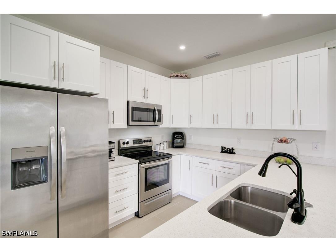7035 Brazil Circle Labelle FL 33935 226020997 image9