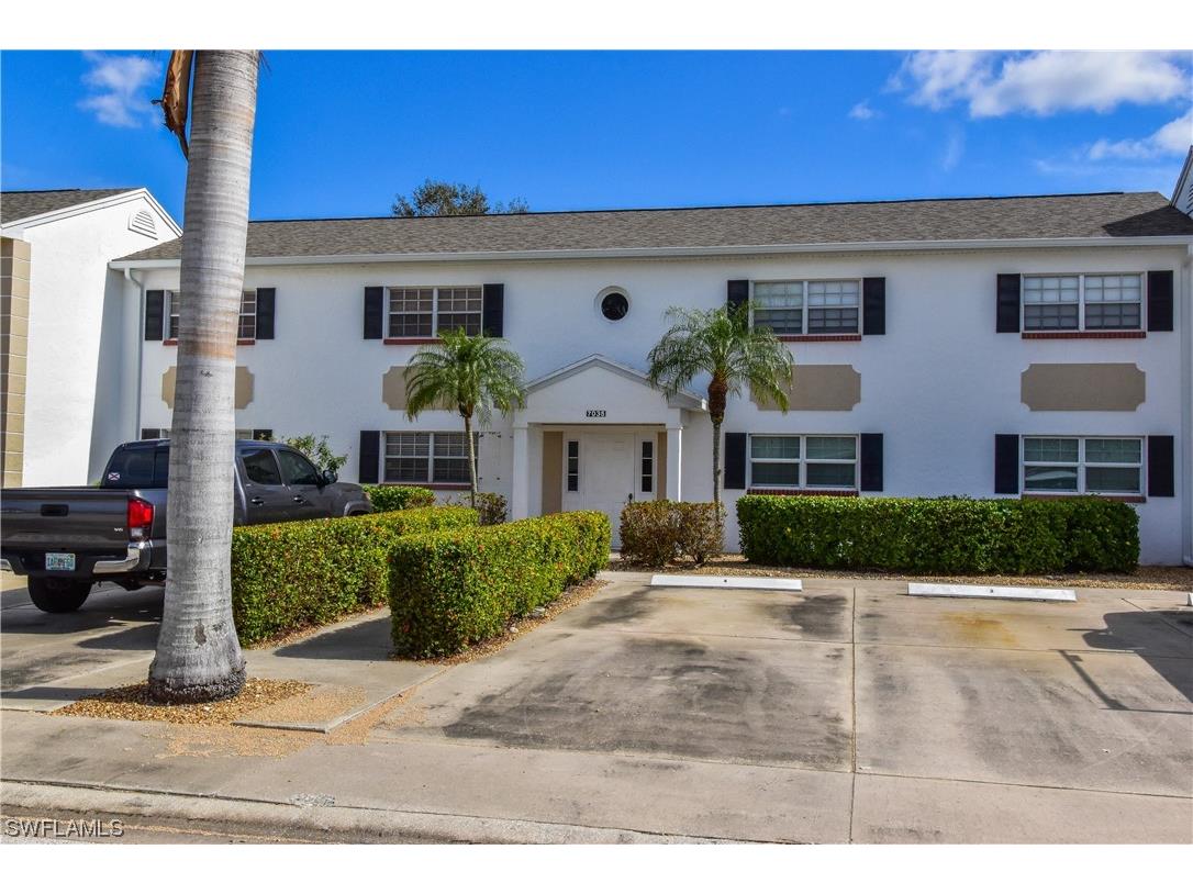 7035 Cedarhurst Drive #12A Fort Myers FL 33919 224008949 image1