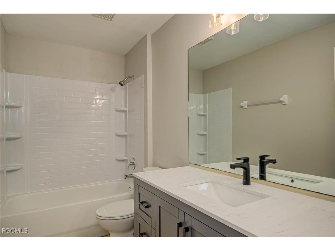 704/706 Ichabod Avenue Lehigh Acres FL 33973 2025020263 image11