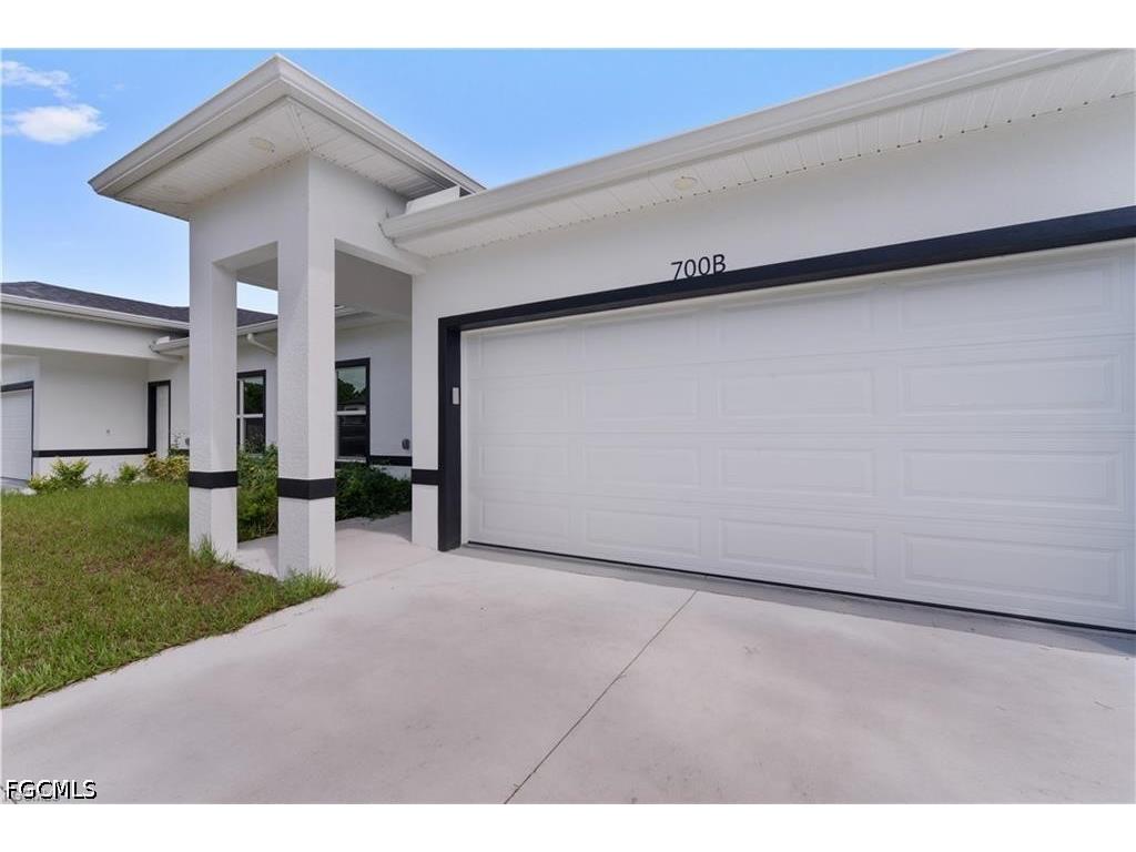 704 Broadway Avenue Lehigh Acres FL 33972 2026020909 image20