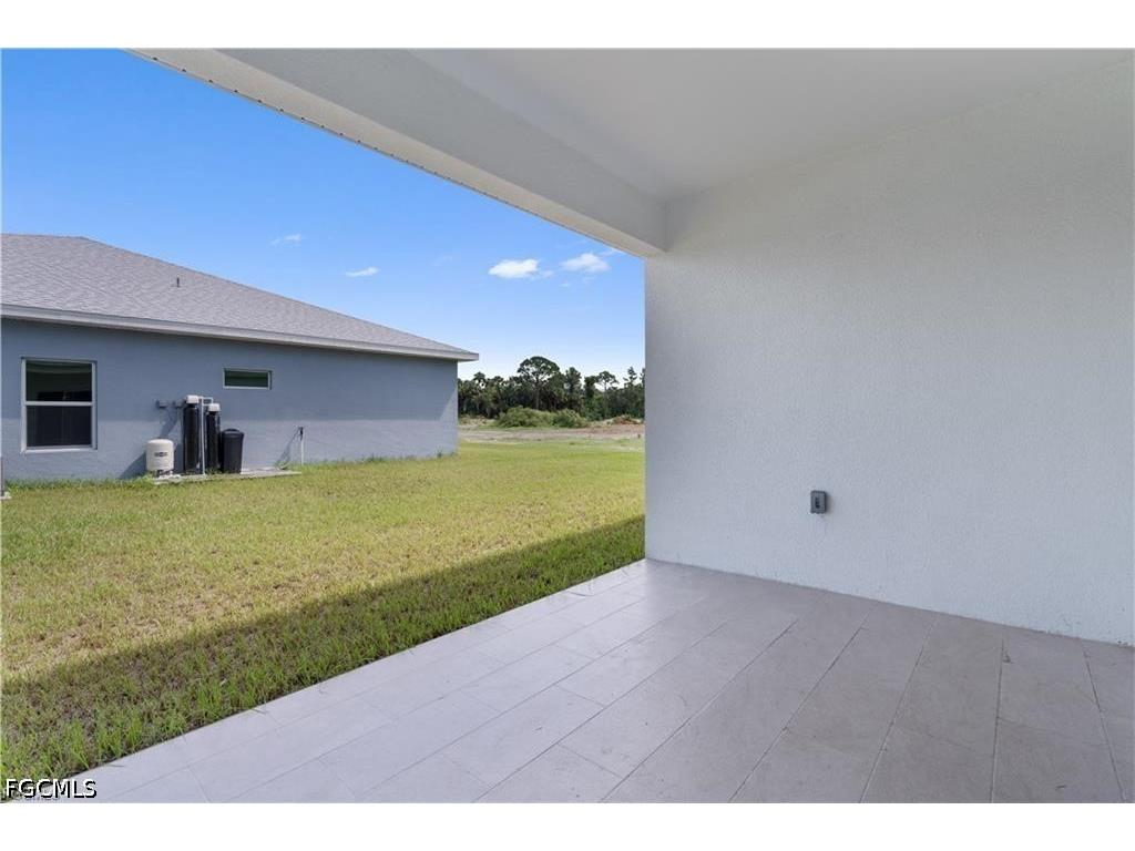 704 Broadway Avenue Lehigh Acres FL 33972 2026020909 image4