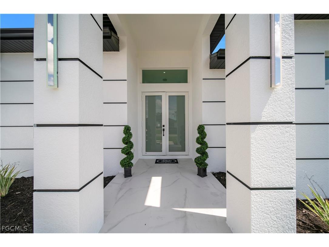 704 Clayton Avenue Lehigh Acres FL 33972 2026012804 image5