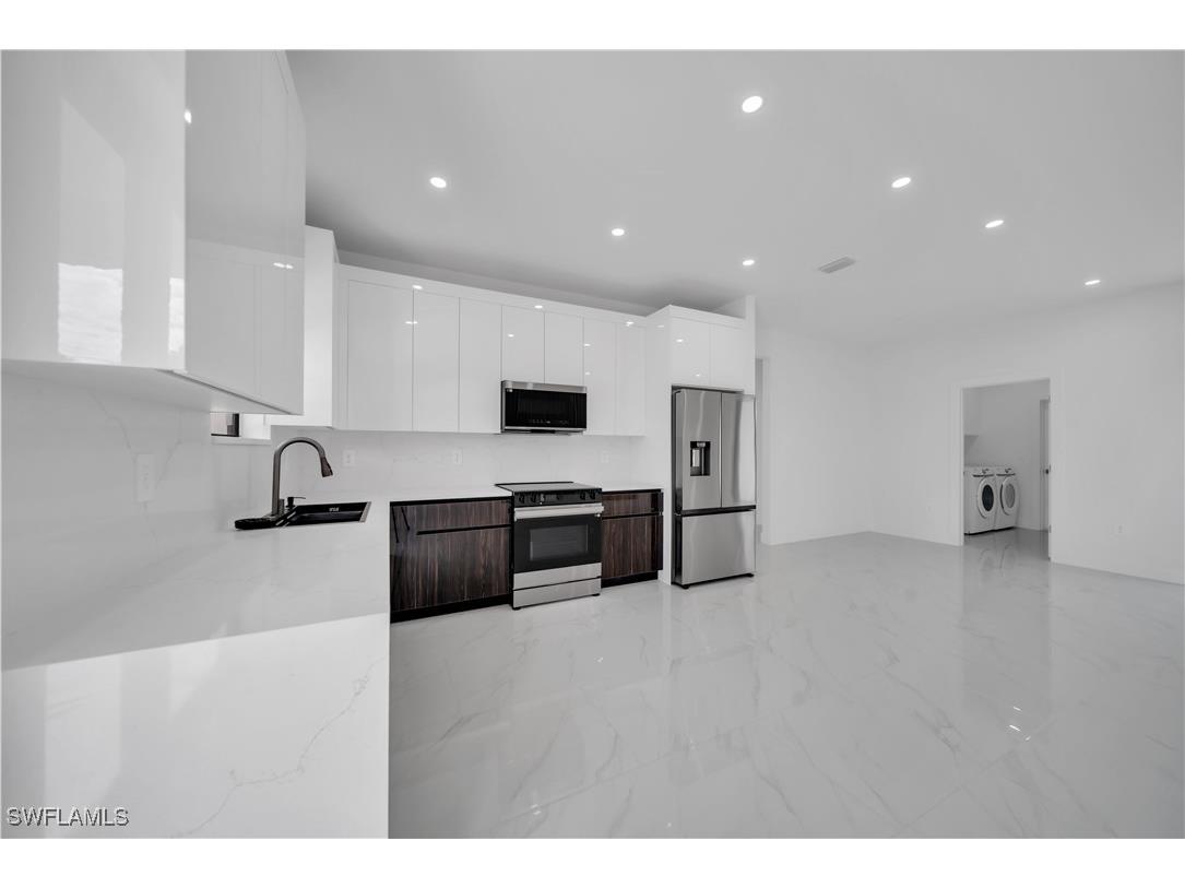 704 Holmes Avenue Lehigh Acres FL 33974 225081486 image3