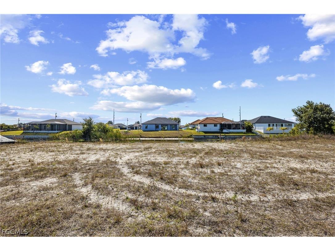 704 NW 9th Street Cape Coral FL 33993 2026007123 image10