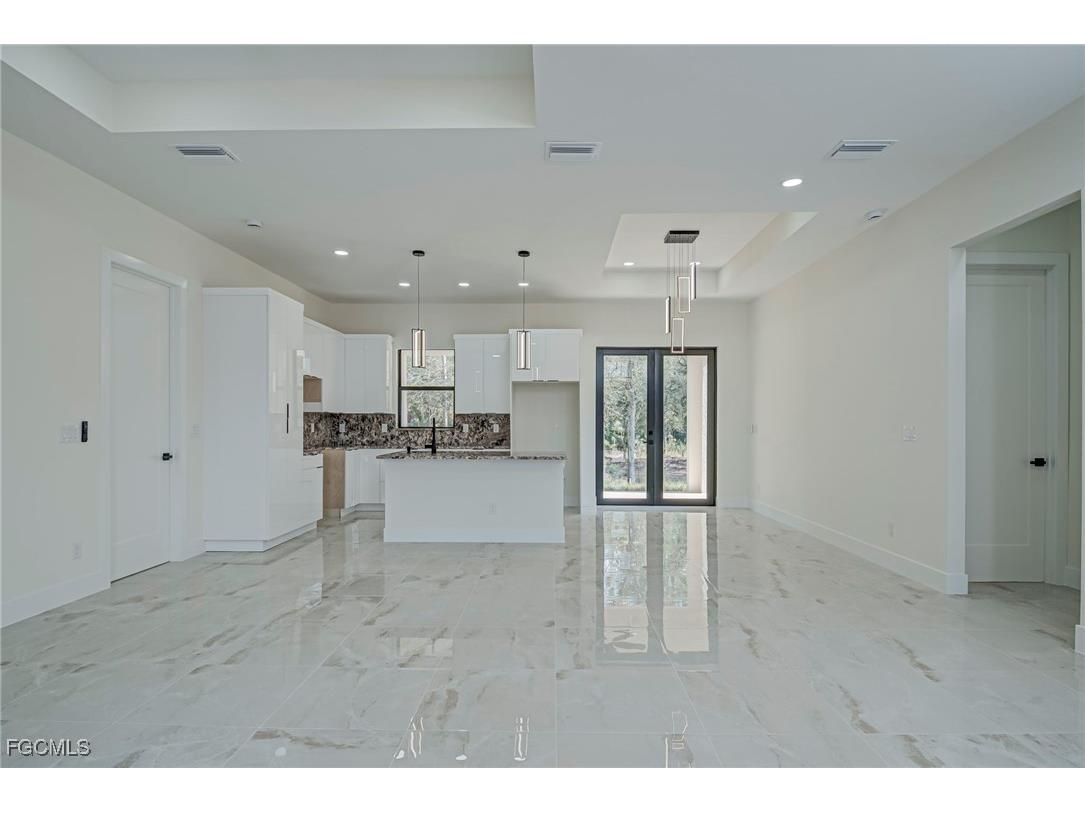 704 Richmond Avenue N Lehigh Acres FL 33972 2025021487 image2