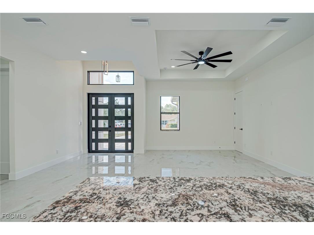 704 Richmond Avenue N Lehigh Acres FL 33972 2025021487 image3