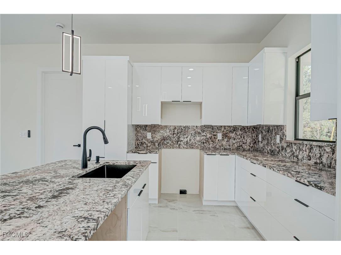 704 Richmond Avenue N Lehigh Acres FL 33972 2025021487 image9