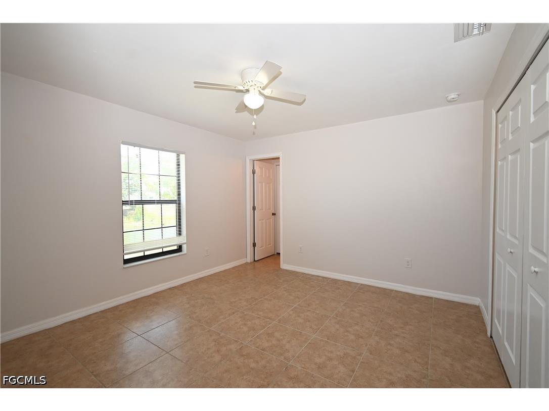 704 SE 6th Terrace Cape Coral FL 33990 2026020711 image5