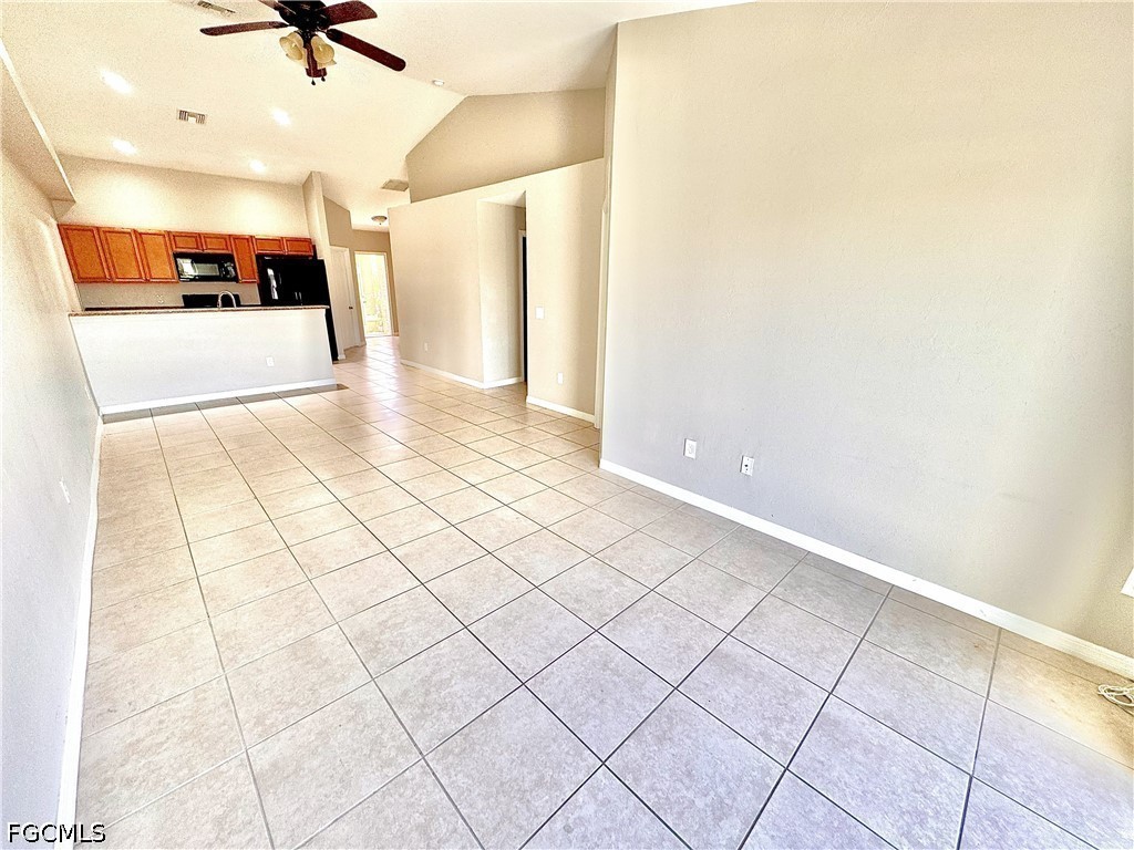 704 SE 6th Terrace Cape Coral FL 33990 2026029469 image11