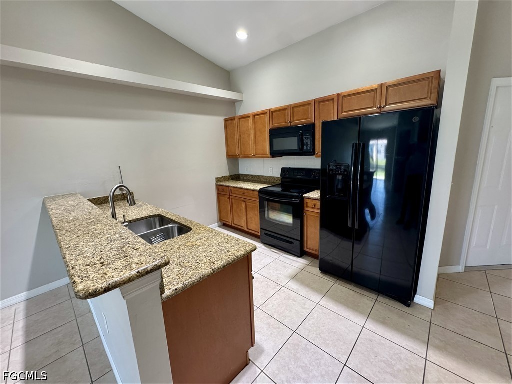 704 SE 6th Terrace Cape Coral FL 33990 2026029469 image3