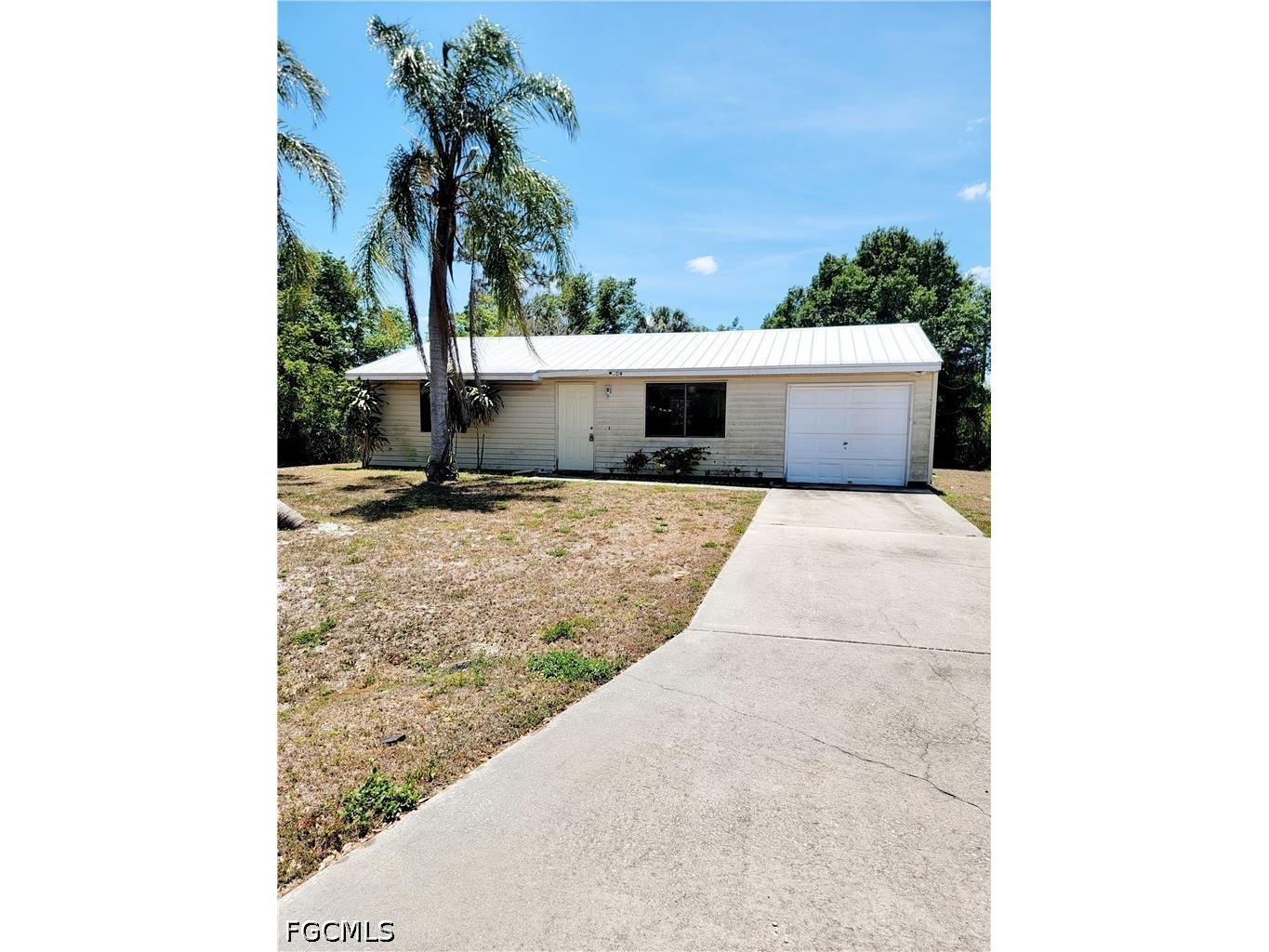 704 W Cleveland Lane Lehigh Acres FL 33936 2026021945 image1
