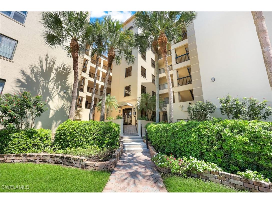  Naples FL 34108 225071459 image1