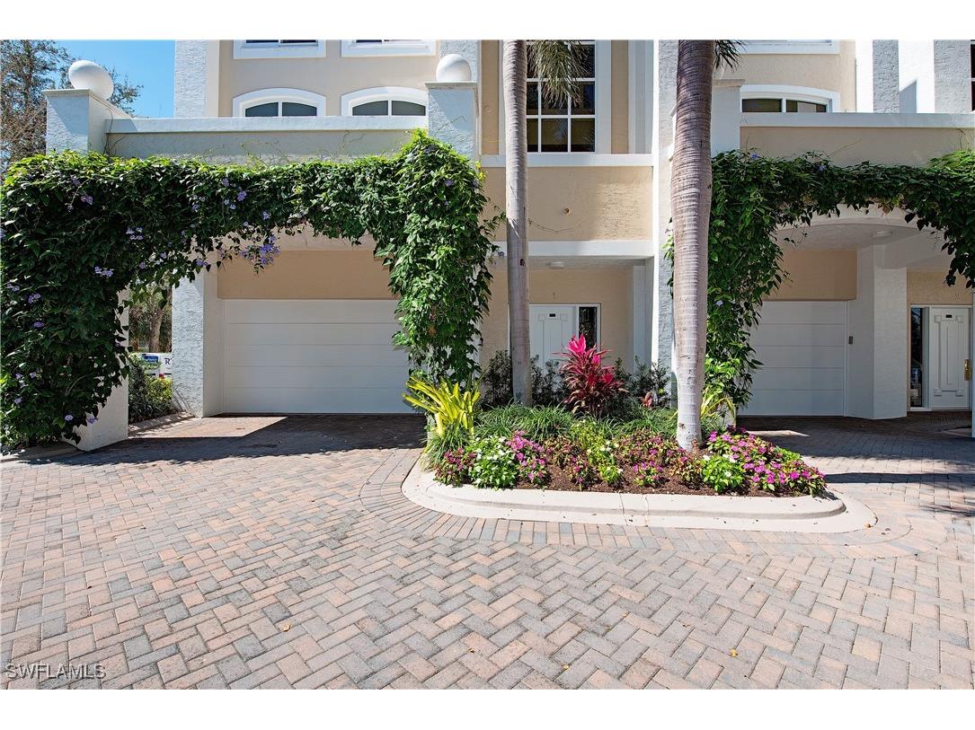 7041 Pelican Bay Boulevard #V1 Naples FL 34108 225074651 image2