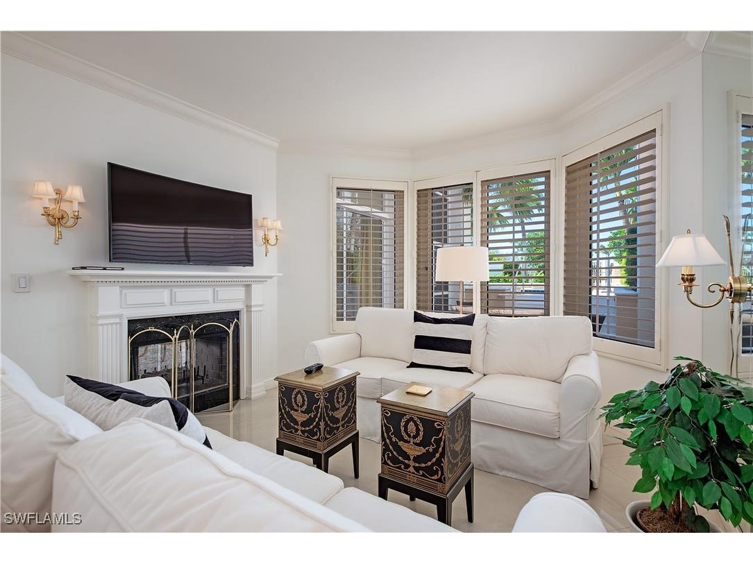 7041 Pelican Bay Boulevard #V1 Naples FL 34108 225074651 image5