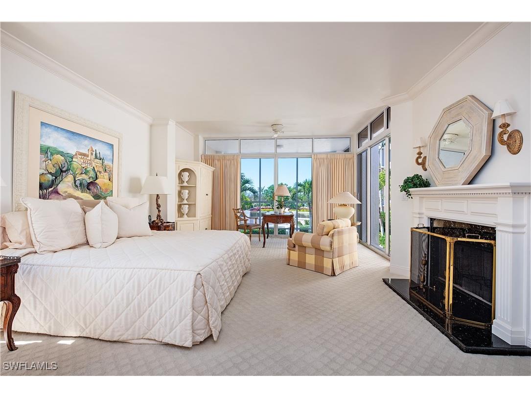 7041 Pelican Bay Boulevard #V1 Naples FL 34108 225074651 image8