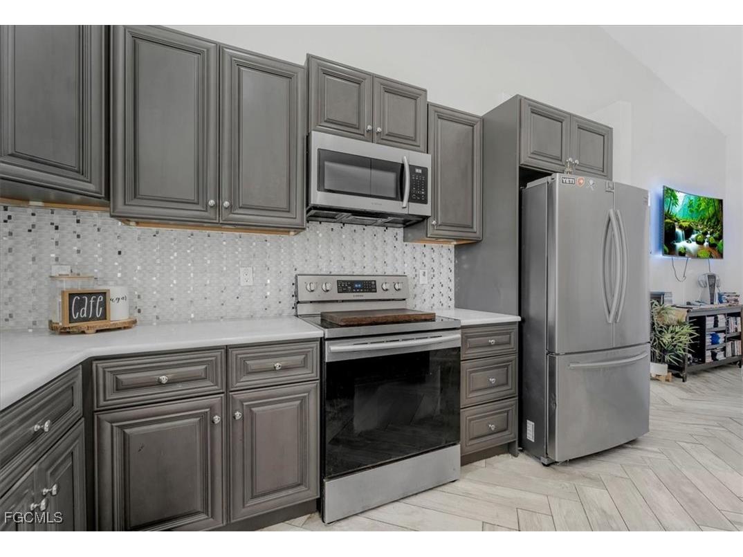 7043 Brazil Circle Labelle FL 33935 2025022768 image10