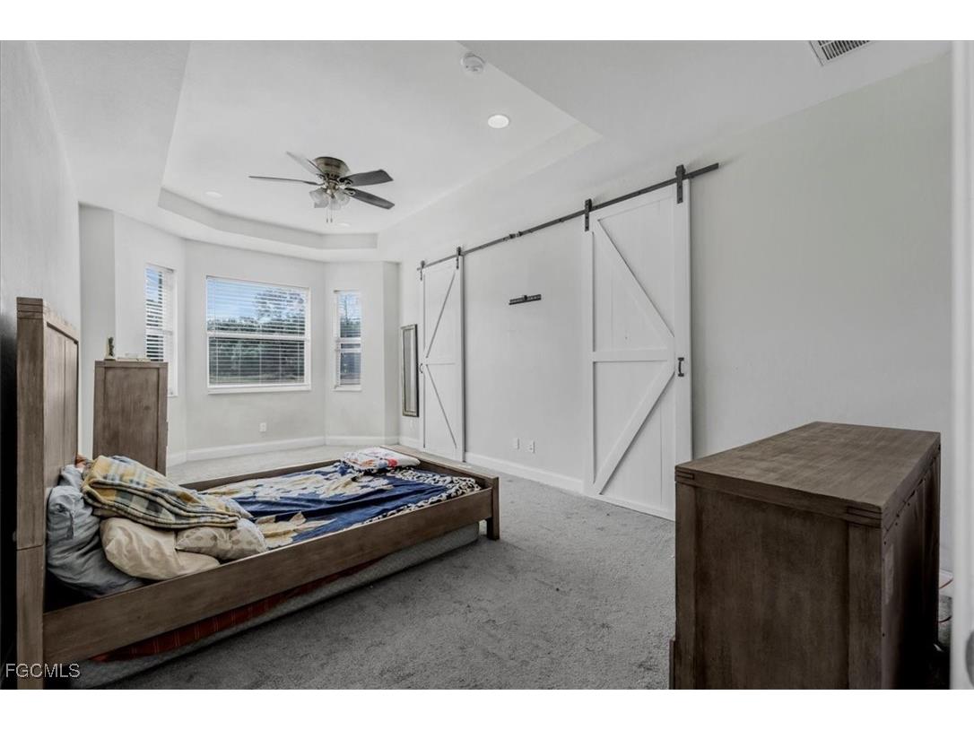 7043 Brazil Circle Labelle FL 33935 2025022768 image13