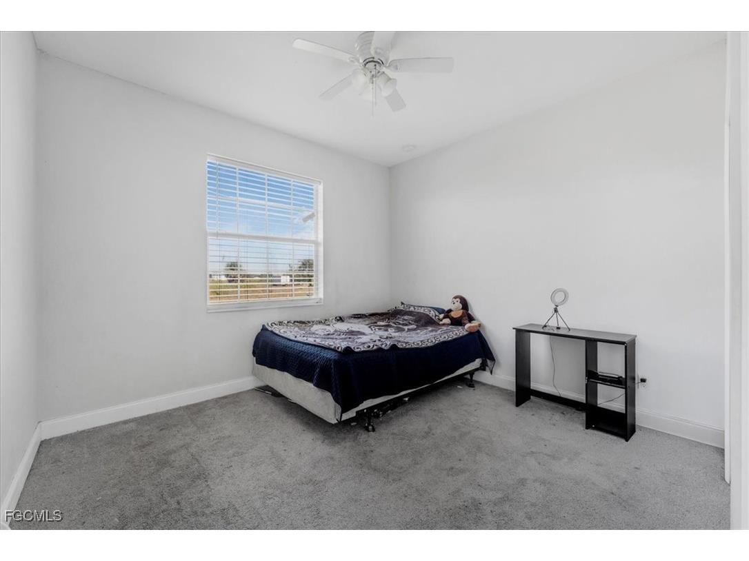 7043 Brazil Circle Labelle FL 33935 2025022768 image23