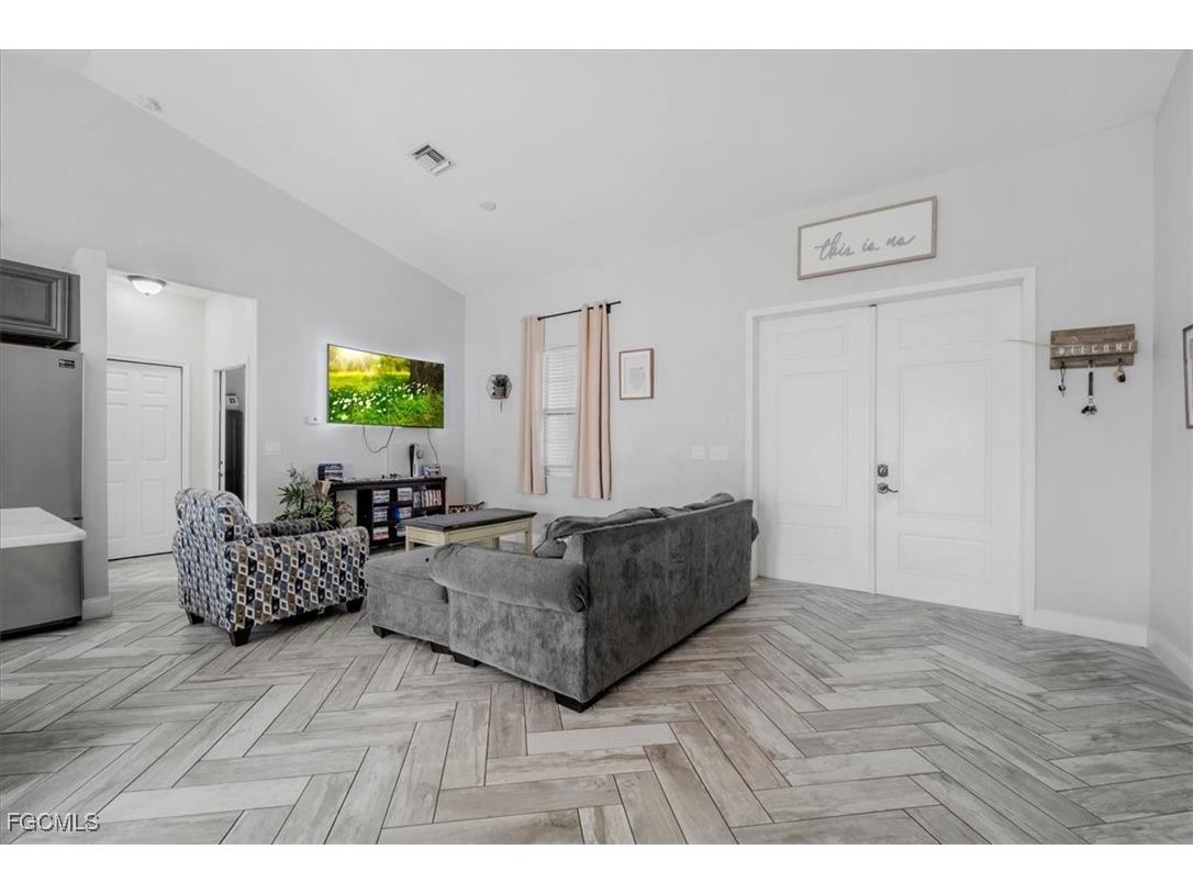 7043 Brazil Circle Labelle FL 33935 2025022768 image6