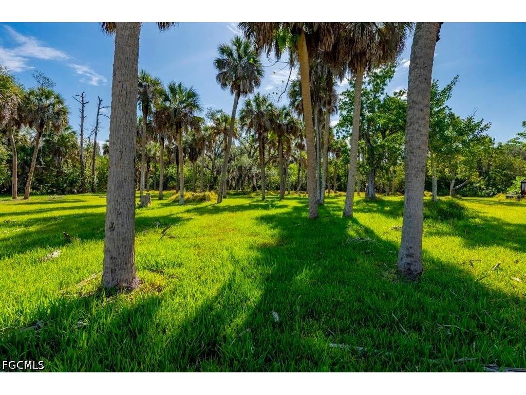 7046/7058 Maida Lane Fort Myers FL 33907 2026021276 image13