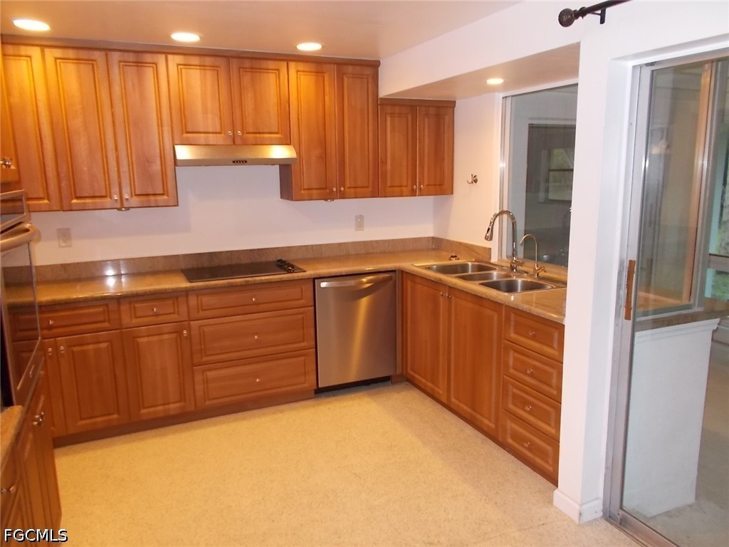 7046/7058 Maida Lane Fort Myers FL 33907 2026021276 image17