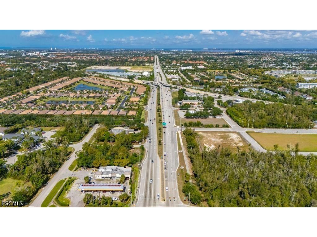 7046/7058 Maida Lane Fort Myers FL 33907 2026021276 image7