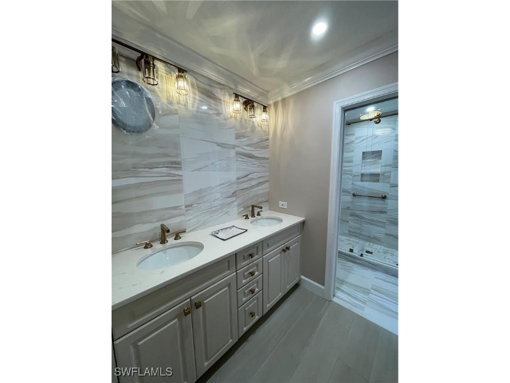 7046 Barrington Circle #202 Naples FL 34108 226005240 image25