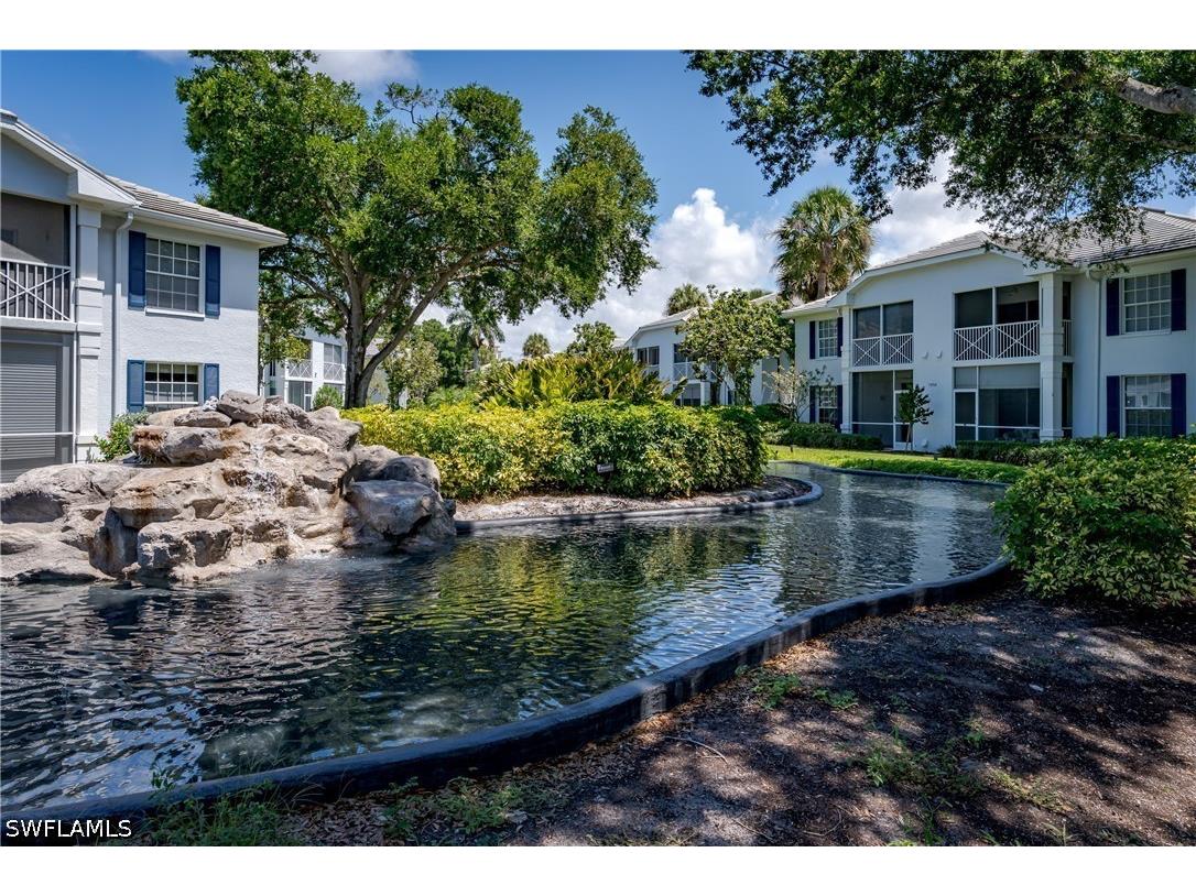 7046 Barrington Circle #202 Naples FL 34108 226019973 image1