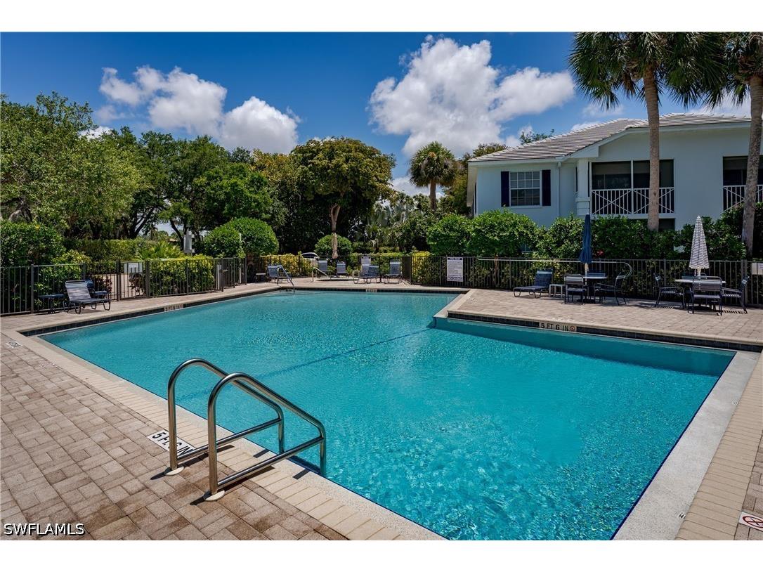 7046 Barrington Circle #202 Naples FL 34108 226019973 image38