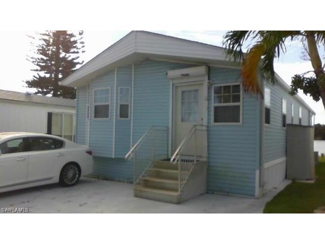 7046 Granada Lakes Drive Fort Myers FL 33967 223050106 image1