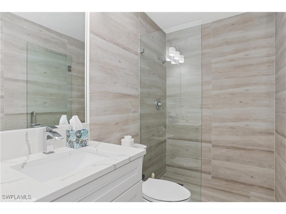 7048 Pelican Bay Boulevard #C-105 Naples FL 34108 224103591 image15