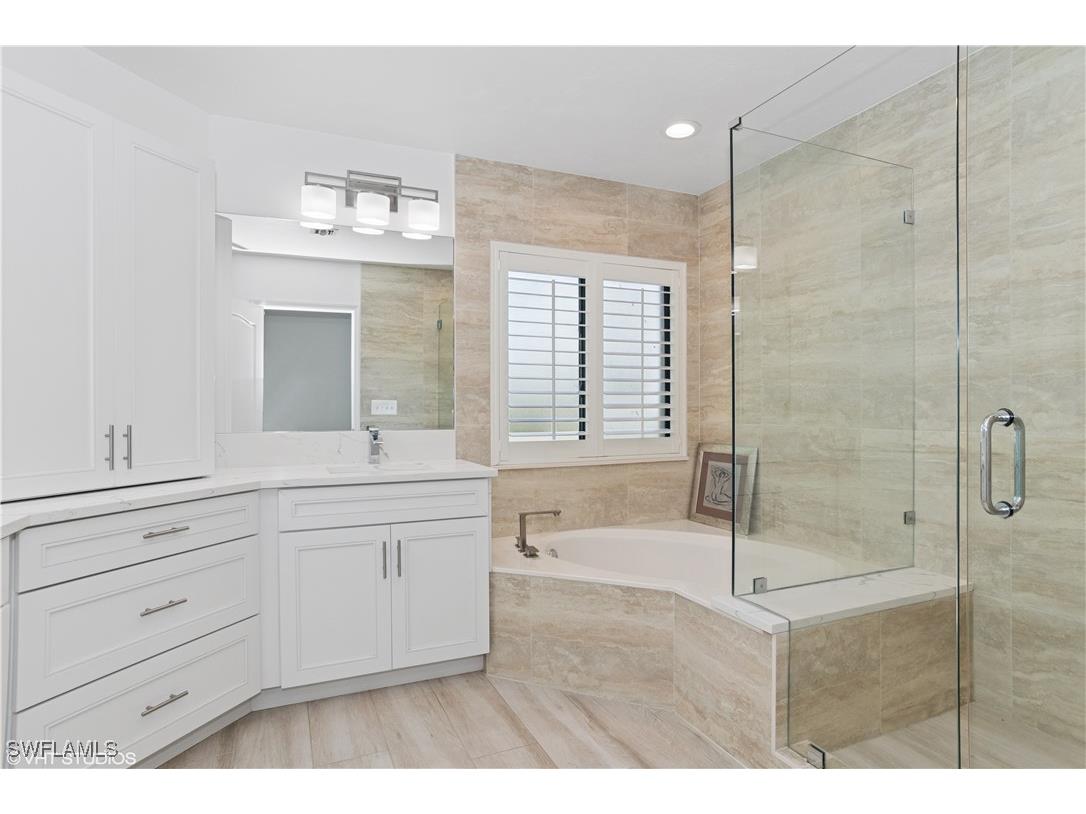 7048 Pelican Bay Boulevard #C-105 Naples FL 34108 225063847 image13