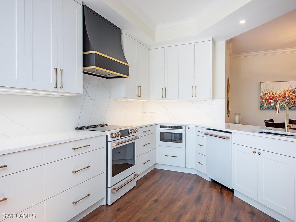 7048 Pelican Bay Boulevard #C101 Naples FL 34108 226001972 image5