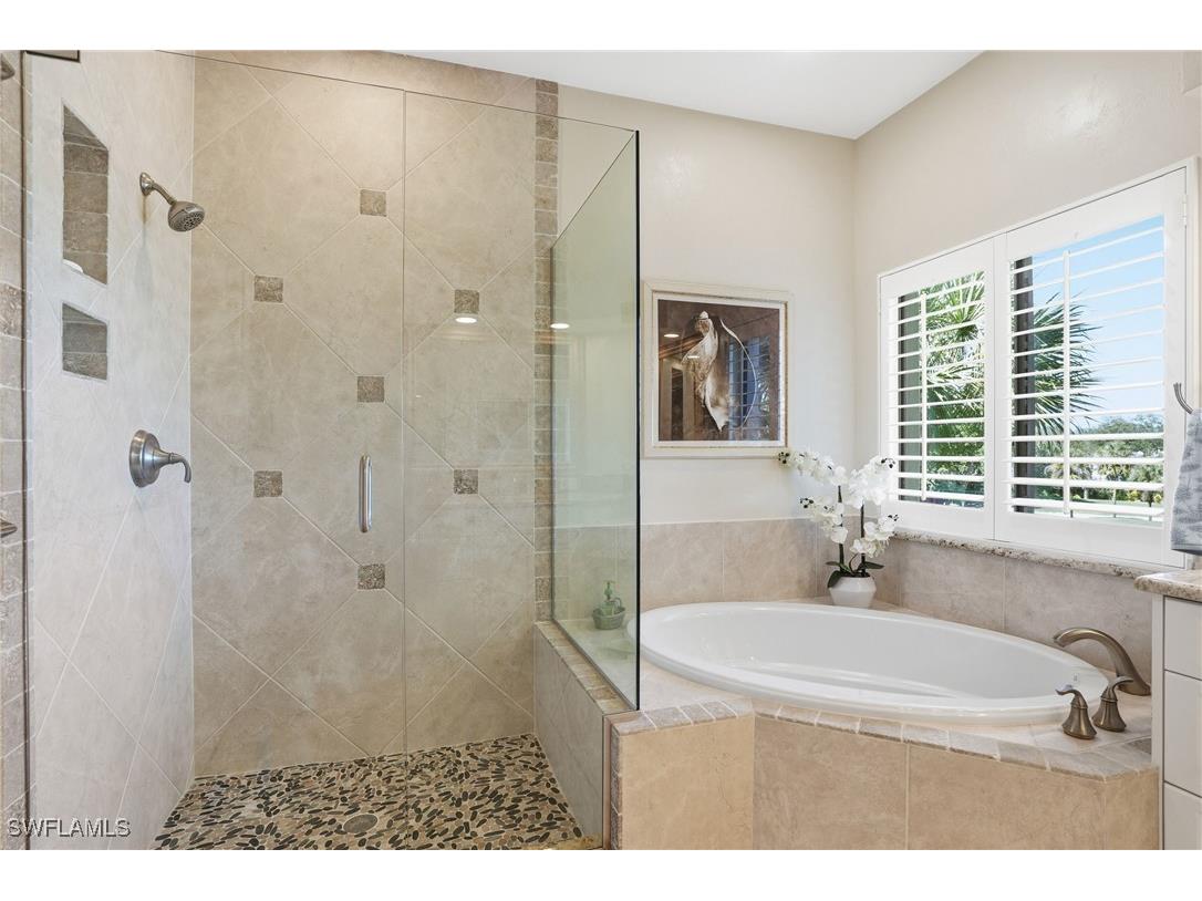 7048 Pelican Bay Boulevard #C302 Naples FL 34108 226004012 image22