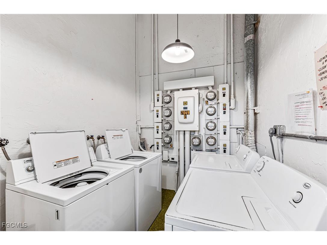 7049 New Post Drive #7 North Fort Myers FL 33917 2025016535 image14