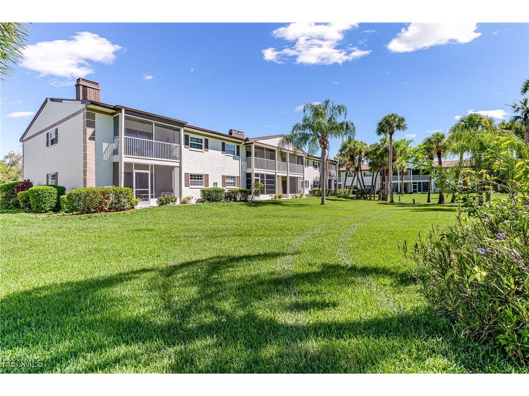 7049 New Post Drive #7 North Fort Myers FL 33917 2025016535 image16