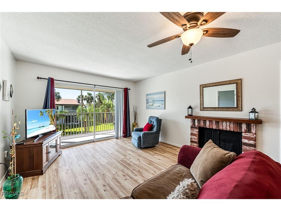 7049 New Post Drive #7 North Fort Myers FL 33917 2025016535 image7