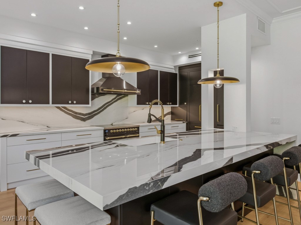 705 10th Street S #202 Naples FL 34102 226001300 image10