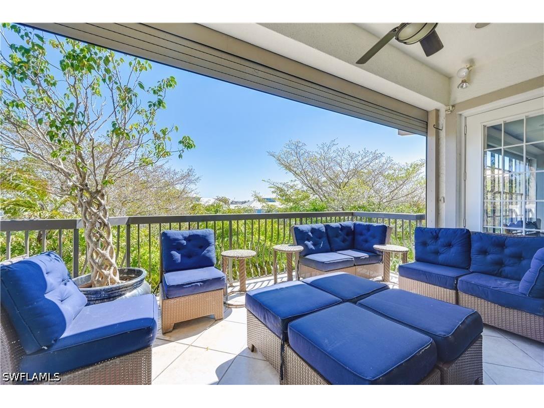 705 10th Street S #301 Naples FL 34102 226014692 image1