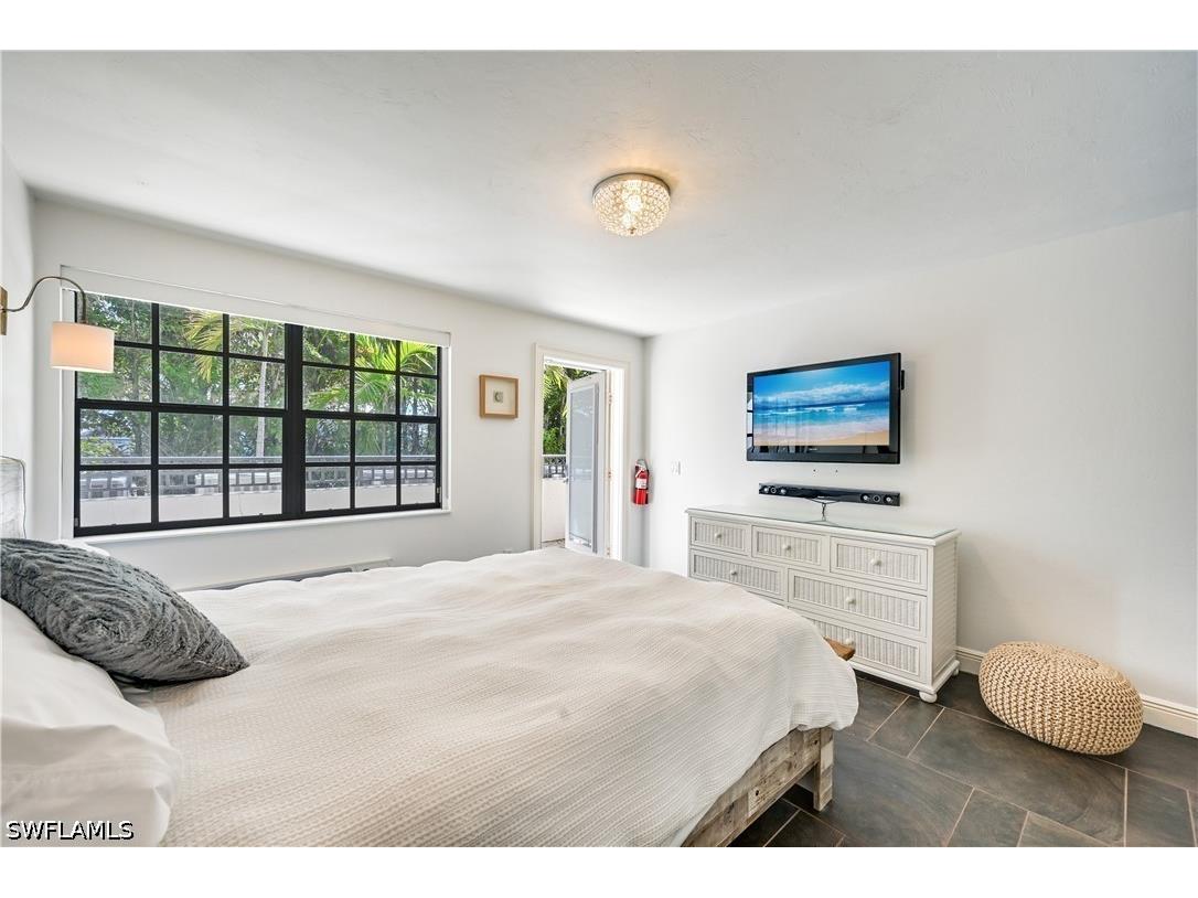 705 10th Street S #301 Naples FL 34102 226014692 image34